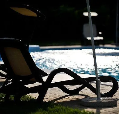 La Valle Del Cristallo Bed & Breakfast