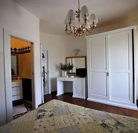 Oda ve Kahvaltı La Valle Del Cristallo *