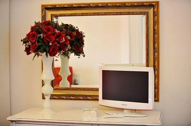 La Valle Del Cristallo * צ'יסטרנינו